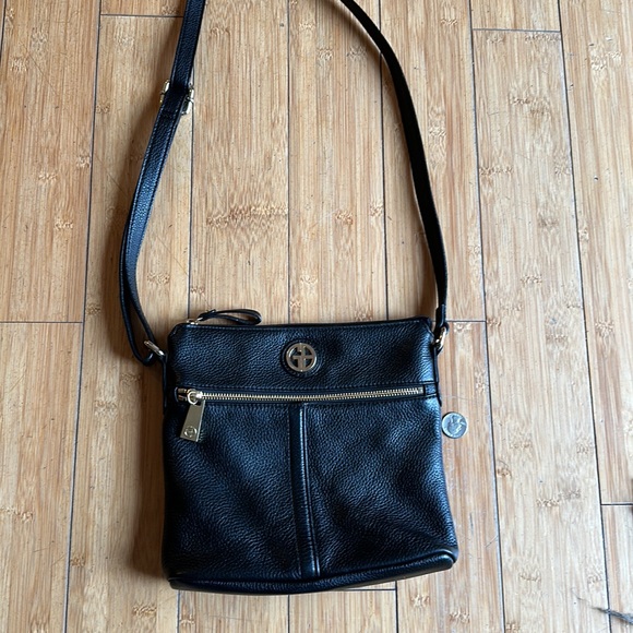 Giani Bernini Leather Crossbody Purse - Picture 8 of 8